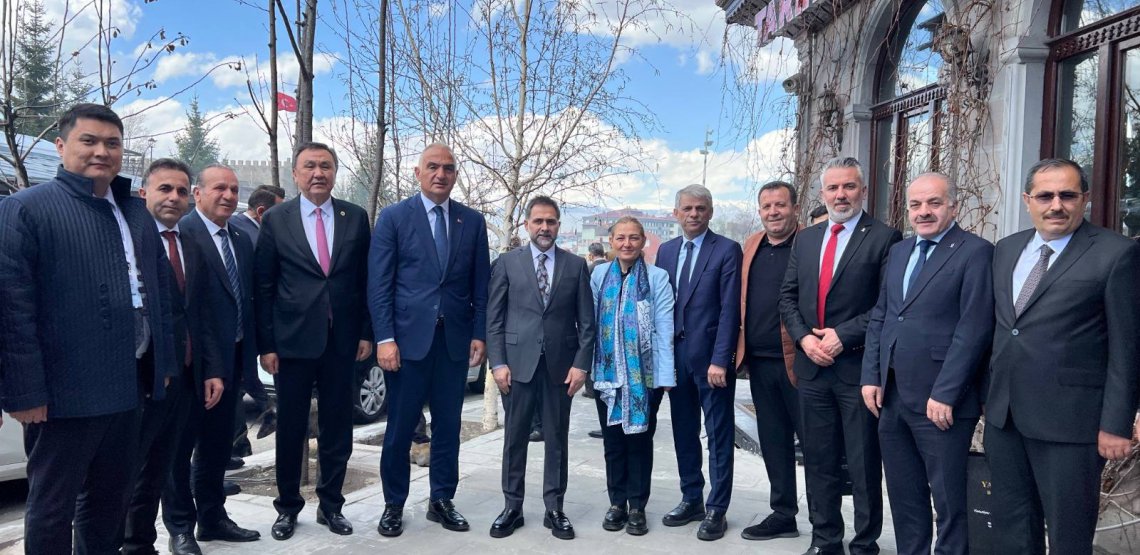 Ekonomik İşbirliği Teşkilatı (EİT) Erzurum 2025 Turizm Başkenti Palandöken Ekonomik Forumu kapsamında şehrimizi teşrif eden EİT Ülkeleri Kültür ve Turizm Bakanları ile Temsilcilerini misafir ettik.